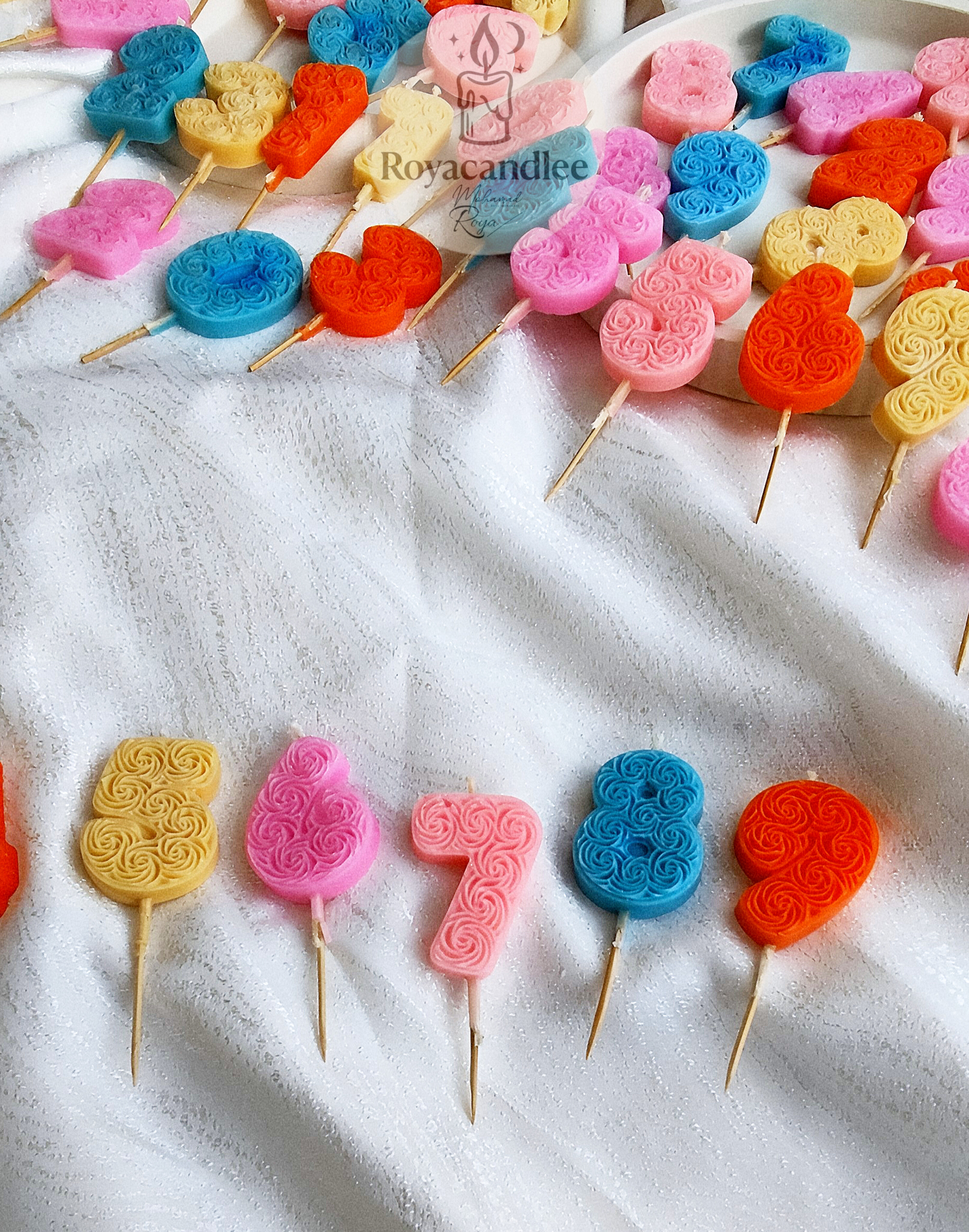 شمع اعداد گل رز برای کیک تولد
